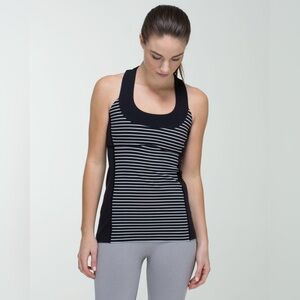 Lululemon Scoop Neck Tank size 6